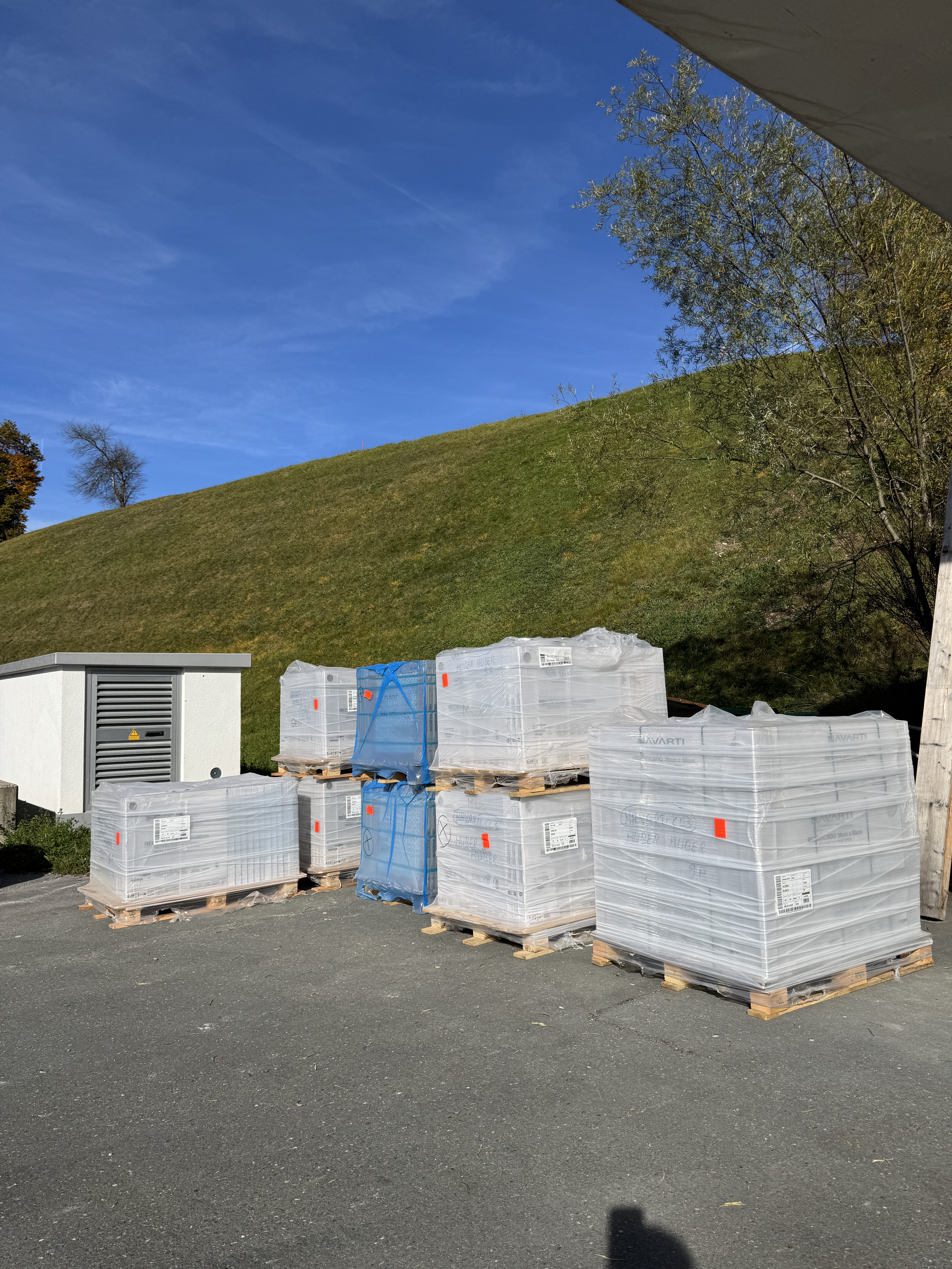 Anlieferung bei Kaiserwetter ☀️🏔️